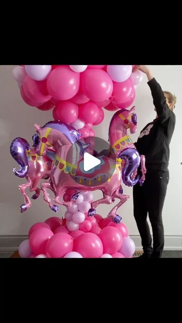 Ask Me For A Balloon on Instagram: "Balloon spinning carousel decoration! Use a remote control turntable and watch your balloons spin ❤️ Follow for tutorials, tips & inspiration 🎈#balloons #balloonsofinstagram #balloonartist #balloondecoration #balloon #askmeforaballoon #balloonstylist" Balloon Carousel, Merry Go Round Carousel, Carousel Party, Deco Ballon, Halloween Balloons, Balloon Columns, Balloon Diy, Balloon Arch, Balloon Decorations