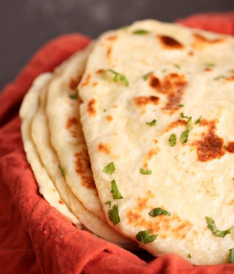 Easy Homemade Naan Bread | Six Sisters' Stuff Nam Bread, Non Bread, Easy Homemade Naan, Naan At Home, Naan Bread Recipe, Homemade Naan, Homemade Naan Bread, Recipes With Naan Bread, Six Sisters Stuff