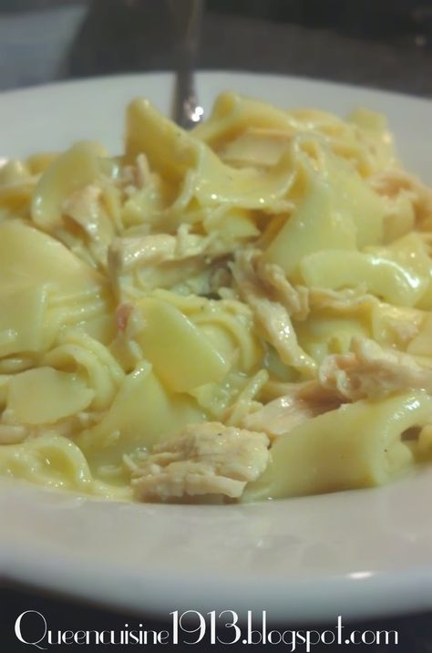 Queen Cuisine : Chicken-n-Noods Easy Chicken Noodles Simple, Stewed Chicken And Noodles, Chicken Noodles Recipe, Homemade Chicken And Noodles, Easy Chicken And Noodles, Chicken And Noodles Recipe, Chicken And Noodles, Chicken Noodles, Chicken Noodle Soup Homemade