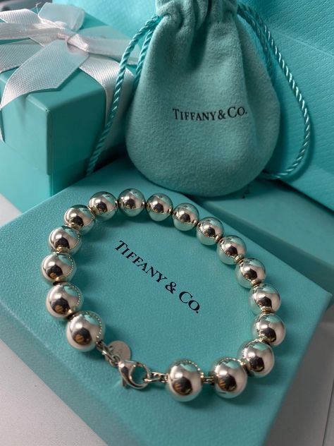 Tiffany & Co Vintage 10mm Ball Bead Bracelet Tiffany Bead Bracelet, Bead Ball, Vintage Tiffany, Chic And Elegant, Ball Necklace, Sterling Silver Bracelet, Vintage Bracelets, Tiffany Heart, Heart Charm Bracelet