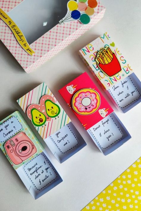 MATCH BOX ART Diy With Matchboxes, Match Boxes Craft, Diy Sorry Gifts, Match Box Art Matchbox Crafts, Matchbox Crafts Diy, Sorry Gift Ideas, Matchbox Messages, Match Box Craft, Match Box Art