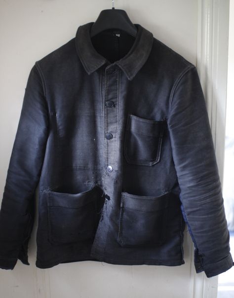 workmans jacket French Chore Jacket, Modern Mens Fashion, Mens Fashion Work, Mens Fashion Sweaters, Mens Fashion Business Casual, Workwear Vintage, Denim Workwear, Gents Fashion, Short Men Fashion