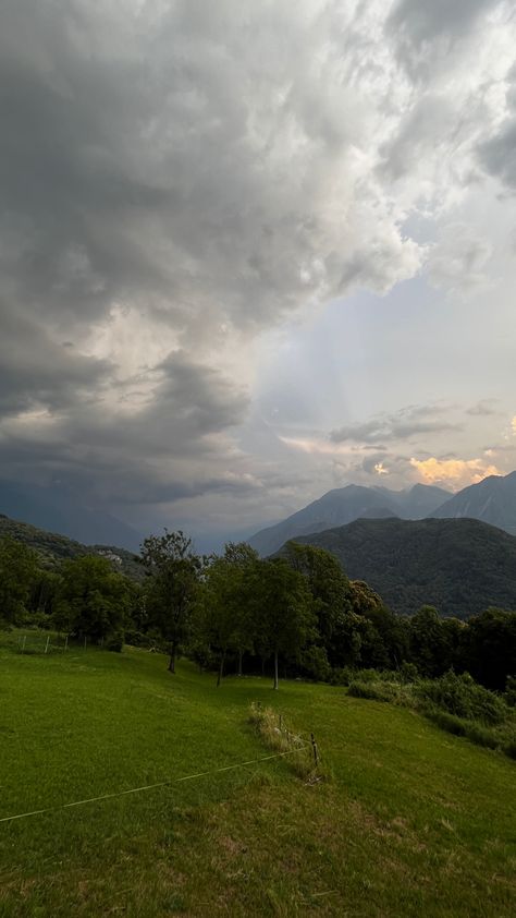 On this board I save beautiful photos of Valtellina. This is a mountainous area in Italy, in the Lombardy region. #mountain #lombardiaregion #aesthetic #sky #storm #rain #valtellina #chempo Rainy Mountains Aesthetic, Italy Rain, Rainy Vibes, Rainy Sky, Mountains Aesthetic, Sky Mountain, Aesthetic Sky, New Chapter, Beautiful Photo