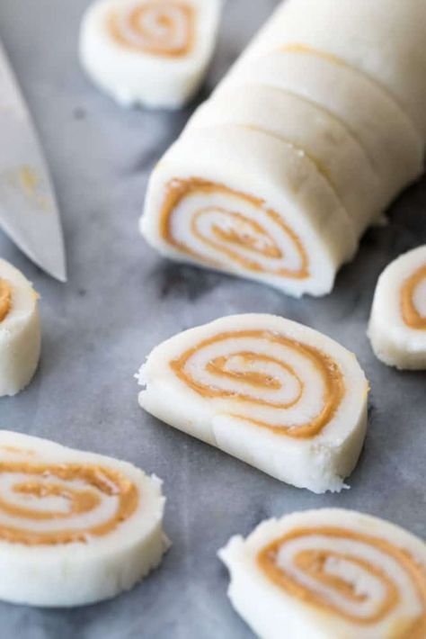 Pinwheel Candy Recipe, Peanut Butter Pinwheel Candy, Peanut Butter Pinwheels, Pinwheel Candy, Potato Candy, Peanut Butter Candy, Peanut Butter Roll, Recipe Critic, Pinwheel Recipes