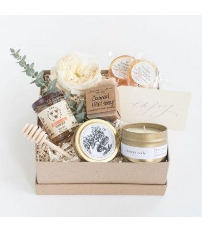 . Luxury Gift Basket, Wedding Welcome Gifts, Oatmeal Milk, Honey Gifts, Sugar Scrub Diy, Photo Gift Ideas, Gift Box Design, Milk Honey, Curated Gift Boxes