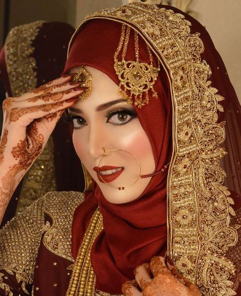 Bride With Hijab, Nikah Dresses, Muslim Wedding Dress Hijab Bride, Bridal Gharara, Party Hijab, Hijabi Bride, Niqabi Bride, Muslim Wedding Hijab, Hijab Brides