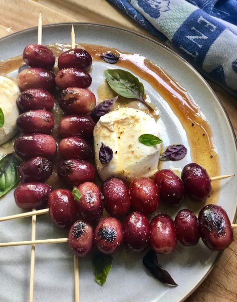 Grilled Grapes & Burrata, Oh My! Grilled Grapes And Burrata, Grilled Grapes, Back In 2010, Cheese Course, Grape Recipes, Grill Party, Grilled Fruit, Summer Appetizer, Candy Hearts