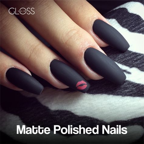 Grey Matte Nails Design, Black Matte Nails With Design, Simple Matte Nails, Trendy Nails Matte, Current Nail Trends, Matte Black Nails, Matte Nail Polish, Matte Nail, Nail Trend