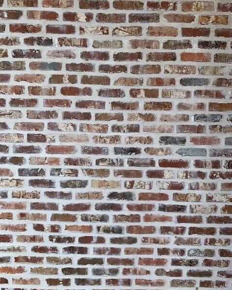 This Cherokee Brick for your farmhouse comes in super-rich red body and flecks of black and white Rustic Brick House Exterior, Brick Farmhouse Exterior, Farmhouse Brick, Farmhouse Diys, Farmhouse Style Exterior, Brick Farmhouse, Brick Backsplash Kitchen, White Exterior Houses, Antique Brick