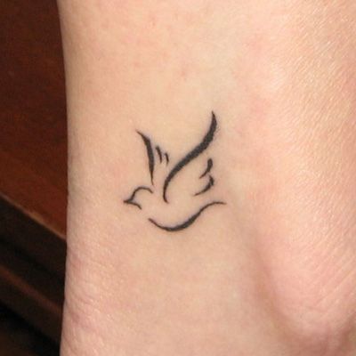 Tattoo Ideas Simple, Memorial Tattoo Ideas, Little Bird Tattoos, Bird Tattoos For Women, Dove Tattoos, Simple Tattoos For Women, Dove Tattoo, Remembrance Tattoos, Cool Wrist Tattoos