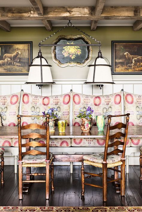 Country chic dining nook French Country Breakfast Rooms, English Country Breakfast Room, French Country Breakfast, English Country Dining Room, French Country Cottage Decorating, Country Cottage Decorating Ideas, Cottage Decorating Ideas, Breakfast Rooms, Country Breakfast