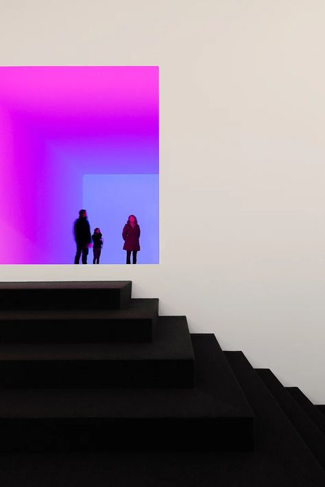 Robert Irwin, Light Art Installation, James Turrell, Action Painting, Light And Space, Sculpture Installation, Light Installation, Land Art, Negative Space