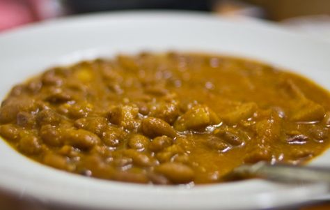 Chevys Fresh Mex Beans a la Charra Recipe - Chevys Fresh Mex Recipes Chevy's Copycat Recipes, Chevys Recipes, Cheesecake Factory Orange Chicken, Pinto Beans Recipe, Pinto Bean Recipes, Restaurant Style Recipes, Cowboy Beans, Sides Dishes, Recipes To Make At Home