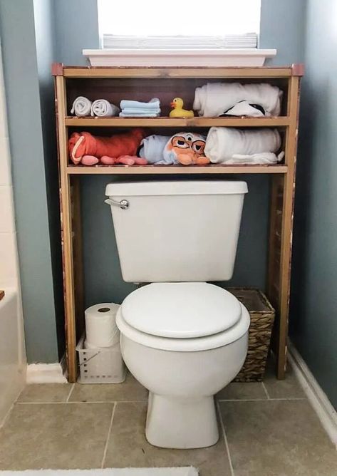 Diy Over The Toilet Storage, Duplex Bedroom, Village Bathroom, Crate Shelves Bathroom, Over Toilet Shelf, Storage Over Toilet, Over The Toilet Storage Ideas, Toilet Storage Ideas, Cedar Lined Closet