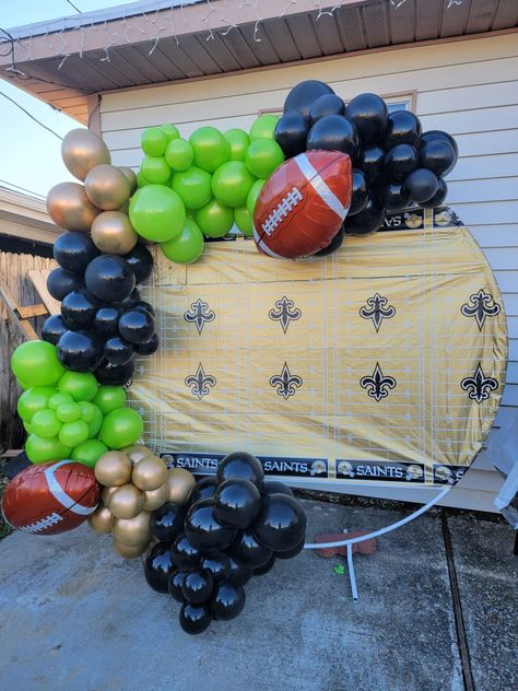 Fiesta de los Santos Football Balloons, Saints Game, Balloons Ideas, Up Balloons, Football Season, Themed Party, Party Themes, Party Ideas, Balloons