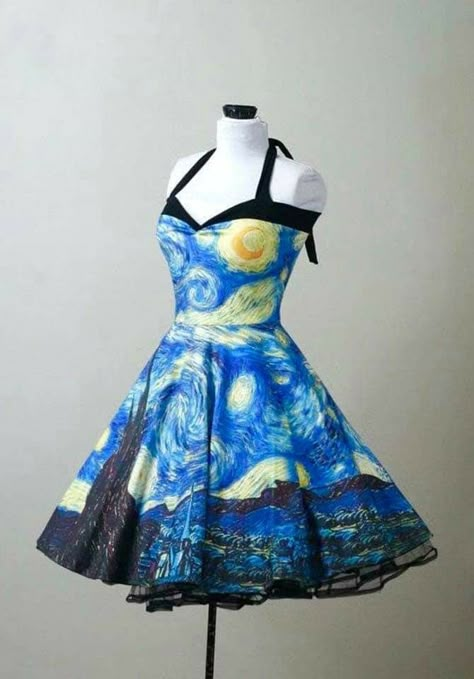 فنسنت فان جوخ, Starry Night Dress, Gaun Abad Pertengahan, The Starry Night, Grad Dresses, Painted Clothes, Fancy Outfits, Art Clothes, Dream Dress