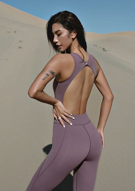 Duge Garno Whiglyadav on Tyli Pidkreslyu Taliya. Garni patterns Gym Jumpsuit, Fall Baddie, Shein Finds, Peaceful Energy, Classy Business Outfits, Endurance Workout, Yoga Outfits, Cute Workout Outfits, Yoga Suit