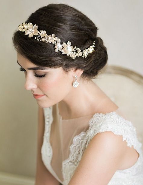 https://www.awbridal.com/wedding-headpieces/