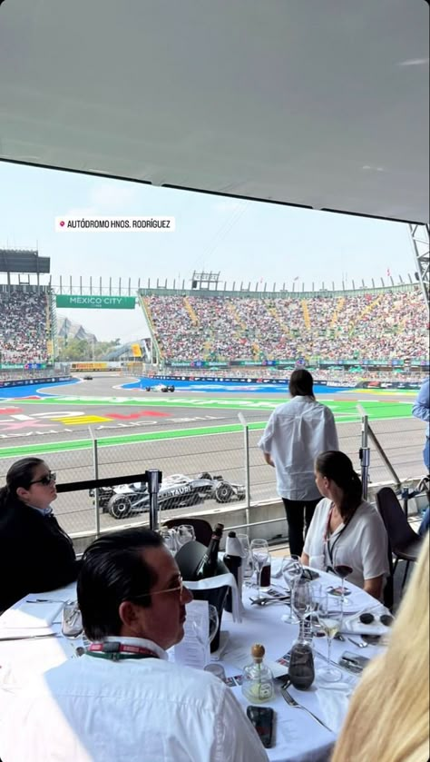 F1 Mexico, Mexico Grand Prix, F1 Lifestyle, Gp Mexico, F1 Paddock, F1 Aesthetic, F1 Wags, F1 Wag, Career Vision Board