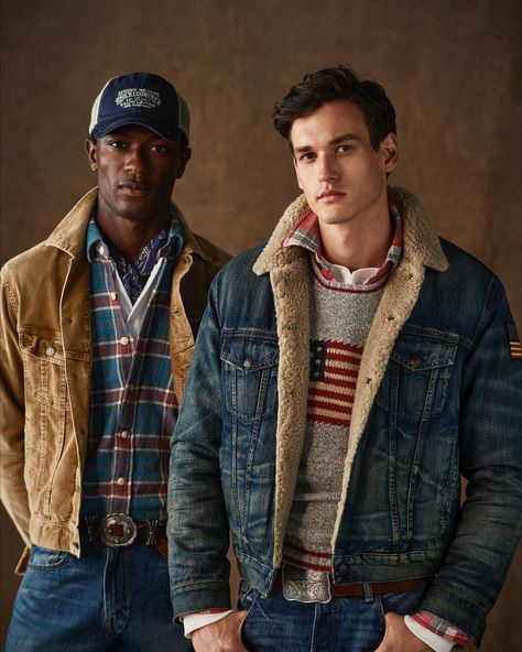 Polo Ralph Lauren on Instagram: “#PoloRalphLauren icons return for the season. Our trucker jackets are designed with longevity in mind, featuring quality hardware and…” Levis Denim Jacket Outfit, Levi Jean Jacket, Denim Outfit Men, Men Streetstyle, Preppy Boys, Western Outfits Men, Ralph Lauren Fall, Preppy Mens Fashion, Preppy Men