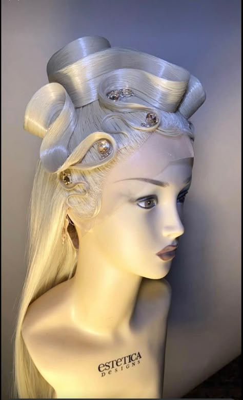 Avent Garde Hair, Avante Garde Hairstyle, Black Wig Costume Ideas, Drag Queen Hairstyles, Avante Garde Hair, Drag Wigs Styling, Drag Hairstyles, Creative Wigs, Crazy Wigs