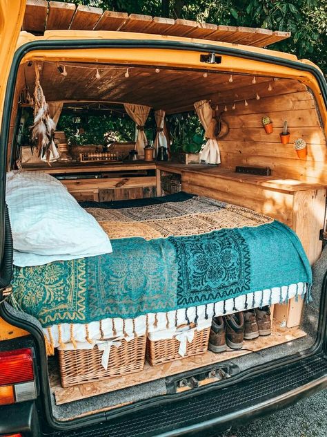 Van Living Essentials, Aesthetic Camper Van Interior, Cozy Van Interior, Cute Van Interior, Cottage Core Van Life, Bohemian Van Life, Volkswagen Van Life, Van Life Inspiration, Life In A Van