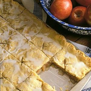 Apple Pastry Squares. #applesquares #applepiebars #applepicking Apple Bar Recipes, Apple Squares, Pastry Squares, Apple Square, Slab Pies, Apple Pastry, Apple Pie Bars, Apple Bars, Slab Pie