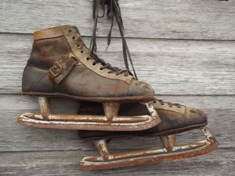 Ice Skates Aesthetic, Old Ice Skates, Vintage Ice Skates, Dance Studio Design, Vintage Leather Boots, Vintage Toys 1960s, Vintage Ice Skating, Modern Chalet, Hockey Skates