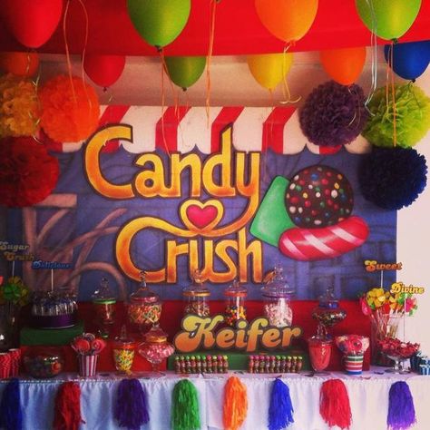 Sem comentários.... kkkkkkkkkkkkkkkk  Candy Crush Party!  See more party ideas at CatchMyParty.com!  #partyideas #candy Candy Crush Theme Party, Candy Tablescape, Crush Birthday, Candy Crush Party, Candy Crush Cakes, Candy App, Prom Themes, Candy Games, Candyland Birthday