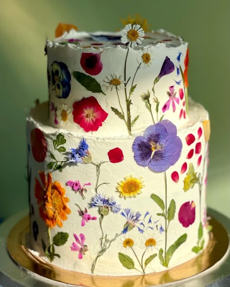 Bakery Party, Edible Flowers Cake, Floral Cakes, Birthday Cake With Flowers, Garden Cakes, Flowers Cake, Wedding Cakes With Flowers, Flower Cookies, Flower Party