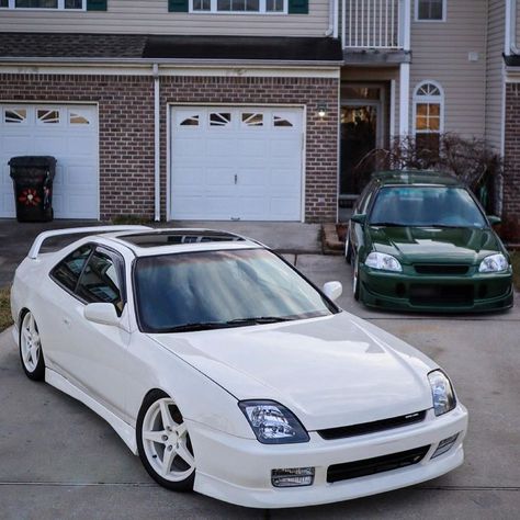 Honda Prelude Tuning, Prelude Honda, White Cars, Cars Street, Luxury Cars Audi, Cool Car Accessories, Jdm Wallpaper, Pimped Out Cars, Car Goals