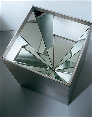 Robert Smithson, Infinity Mirror, Mirror Box, Cube Design, Mirror Art, Sculpture Installation, Land Art, Light Art, Glass Sculpture