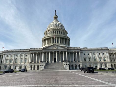 Us Capitol Building, Arduino Projects Diy, United States Capitol, Us Capitol, Wwii Aircraft, Arduino Projects, Capitol Building, Projects Diy, Arduino