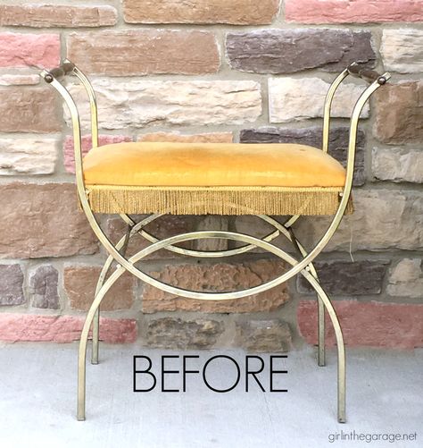 DIY Vintage vanity bench makeover - reupholstered and then updated with Fusion Mineral Paint. By Girl in the Garage Diy Vanity Stool, Bathroom Vanity Stool, Vanity Makeup Rooms, Bench Makeover, Vintage Makeover, Vanity Seat, Shabby Chic Vanity, Diy Stool, Diy Seating