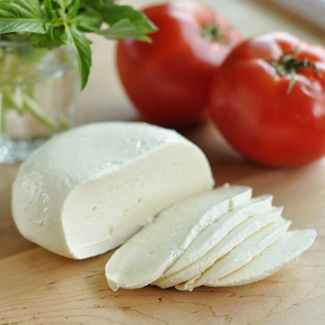 At any moment, should the desire present itself, you can whip up your very own ball of creamy mozzarella, still warm from the whey whence it came. Homemade Mozzarella Cheese, Recipes With Mozzarella Cheese, Leftover Milk, Homemade Mozzarella, Paneer Cheese, Best Homemade Pizza, Mozzarella Recipes, Buffalo Mozzarella, Corn Dog