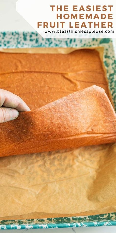 How To Make Apple Fruit Leather In The Oven, Oven Fruit Leather Recipe, Pear Leather Recipe Oven, Apple Fruit Leather Recipe Oven, Homemade Fruit Leather Oven, Banana Fruit Leather Recipe, Nectarine Fruit Leather Recipe, Pear Leather Recipe, Pear Fruit Leather Recipe