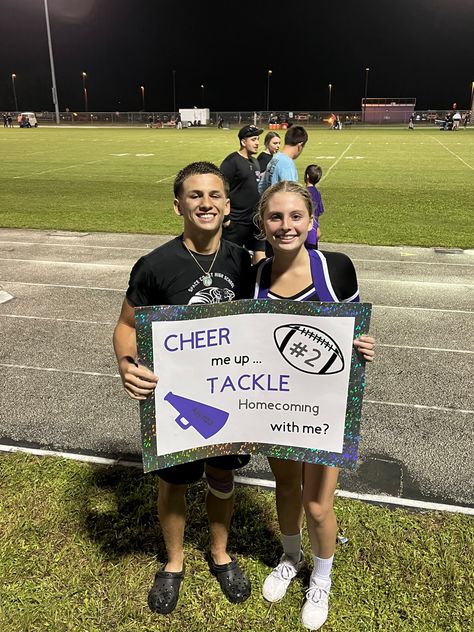 Hoco Proposals Ideas Football Cheerleader, Hoco Proposals Football And Cheer, Football Bf And Cheer Gf Pics, Football And Cheerleader Hoco Proposal, Football Hoco Proposal For Guys, Football Homecoming Proposals, Cheer Hoco Proposals, Cheer And Football Couples, Cheer Promposal