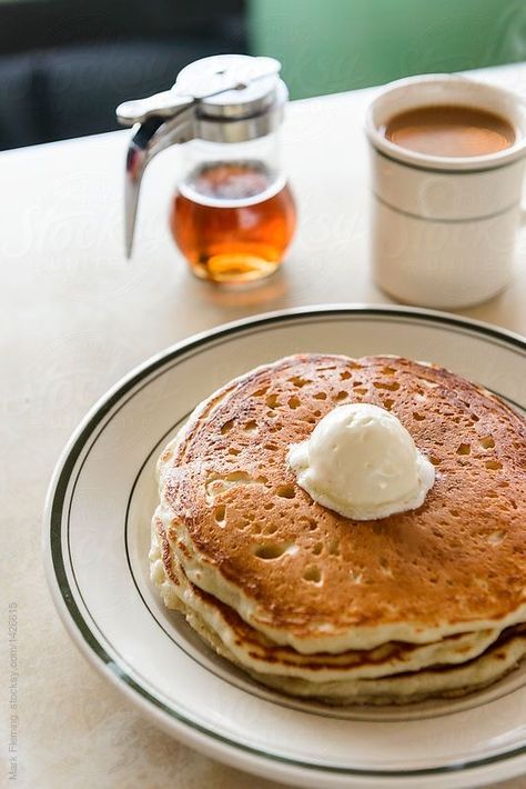 American Diner Food Photography, Pancake House Aesthetic, Breakfast Diner Aesthetic, Diner Breakfast Aesthetic, Diner Photography, Angel Investigations, Diner Breakfast, Breakfast Diner, Greasy Spoon