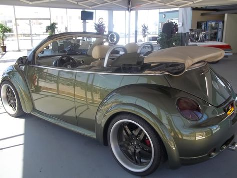 Vw Bug Convertible, Vw Beetle Convertible, Vw Ideas, Volkswagen Beetle Convertible, Vw New Beetle, Bug Car, Volkswagen New Beetle, Beetle Car, Beetle Convertible