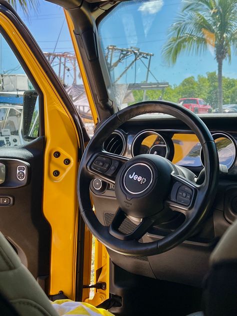 Jeep Aesthetic Summer, Yellow Jeep Wrangler, Jeep Aesthetic, Pic Inspo Instagram, Yellow Jeep, Maria Isabel, Jeep Jeep, Dream Cars Jeep, Bad Boy Aesthetic