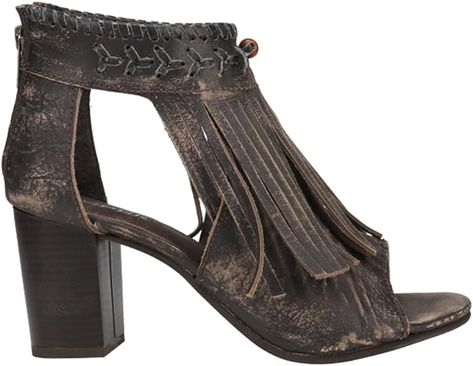 The Roper Bettina sandal has a rich leather upper with an intricate design that will beautifully complement your summer style. Heel height 3 inches Athletic Sandals, Stylish Heels, Casual High Heels, Fringe Sandals, Toe Post Sandals, Womens Sandals Summer, Low Heel Sandals, Womens Clarks, T Strap Sandals