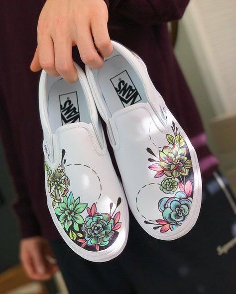 Canvas Shoes Diy, Quotes Outdoors, Sharpie Shoes, Vans Shoes Fashion, Tattoos Animals, Custom Vans Shoes, Painted Shoes Diy, Design Tattoos, Painted Canvas Shoes