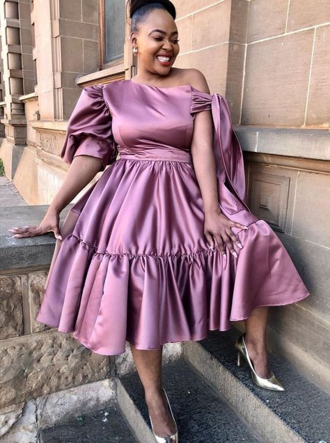 African Dresses For Kids, Short African Dresses, Best African Dresses, Plus Size Elegant, African Wear Dresses, African Print Dress Designs, Dinner Dress Classy, Elegant Prom, African Lace Dresses