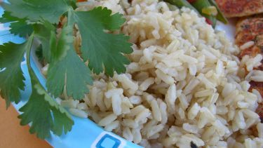 Alton Brown's Baked Brown Rice Recipe - Food.com Oven Rice, Perfect Brown Rice, Baked Brown Rice, Brown Rice Cooking, Rice Meat, Long Grain Brown Rice, Brown Rice Recipe, Brown Recipe, Rice Cooker Recipes