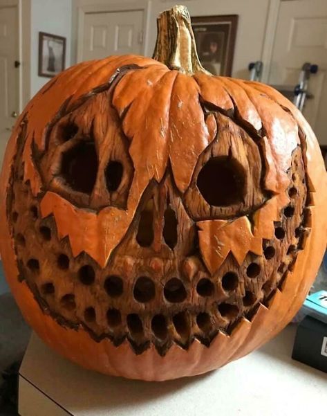 Pumpkin Sculpting, Funny Pumpkin Carvings, Cute Pumpkin Carving, Pumpkin Carving Contest, Creative Pumpkin Carving, Amazing Pumpkin Carving, Scary Pumpkin Carving, Pumpkin Carving Ideas, Halloween Pumpkin Designs