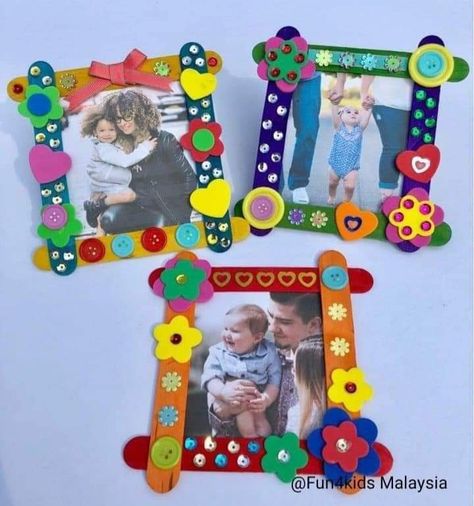 Popsicle Stick Mothers Day Crafts, Popsicle Stick Crafts Photo Frames, Photo Preschool Craft, Photo Frame For Mother's Day, Picture Frame Preschool, Mothers Day Photo Frame Ideas, Preschool Picture Frame Craft, Popsicle Photo Frame, Popsicle Stick Picture Frame For Kids