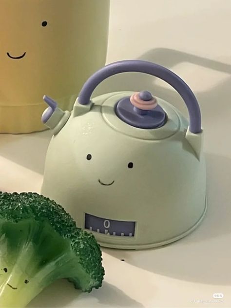 Aesthetic Kettle, Kettle Aesthetic, Cute Kettle, House Vibes, Pinterest Contest, Cute Little Things, Dream House Decor, Kitchen Supplies, Electric Kettle