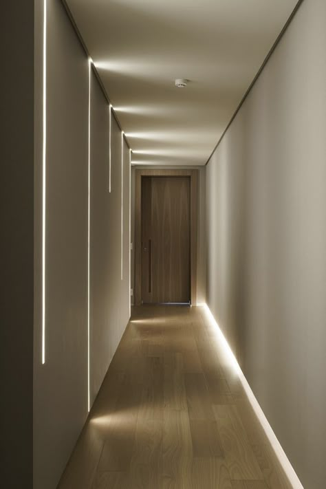 Apartment Corridor Design, Corridors Design Home, Apartment Corridor, Corridor Design, Doors Interior Modern, Home Lighting Design, Dinning Room Design, Ceiling Design Modern, Ceiling Design Bedroom