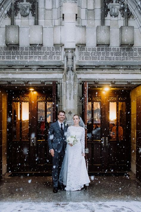 Winter New York Wedding, New York Christmas Wedding, Winter Wedding City, Civil Wedding Winter, New England Winter Wedding, Winter City Elopement, Winter City Wedding, Chicago Winter Wedding, Indoor Wedding Photography