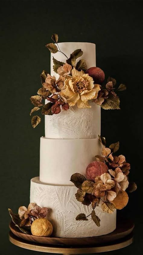 Concrete Wedding Cake, Lemon Wedding Cakes, Floral Cake Design, Artist Cake, Cake Decorating Courses, Beautiful Wedding Cake, Floral Wedding Cakes, Wedding Cake Rustic, Fall Wedding Cakes